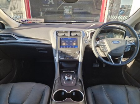 2020 Ford Mondeo - photo 27