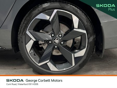 2026 Skoda Superb - photo 9