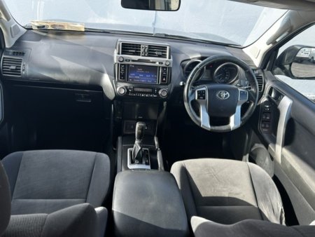 2015 Toyota Land Cruiser - photo 6