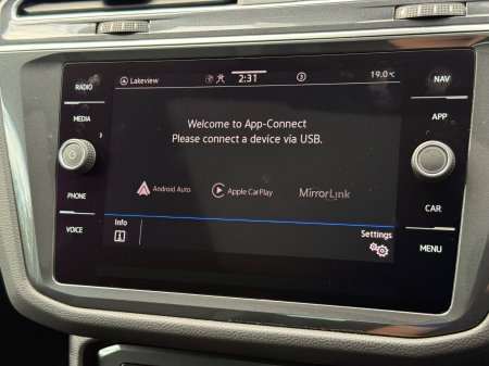 2023 Volkswagen Tiguan - photo 23
