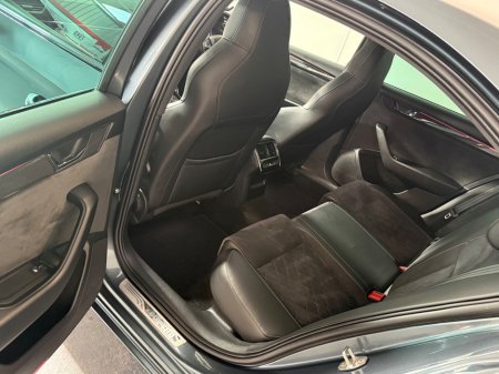 2019 Skoda Superb - photo 16