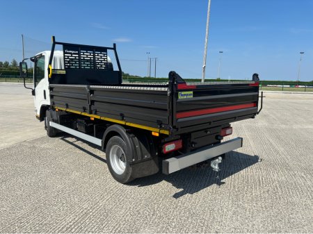 2027 Isuzu N-Series - photo 9