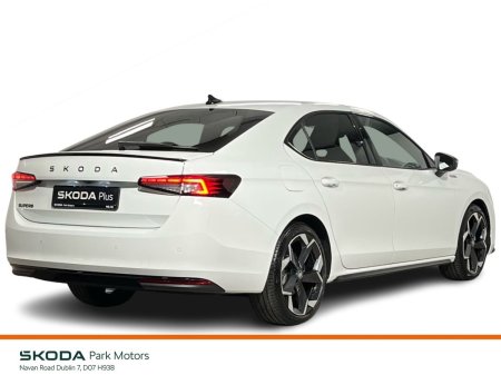 2026 Skoda Superb - photo 3