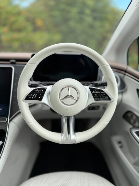 2023 Mercedes-Benz EQE - photo 19