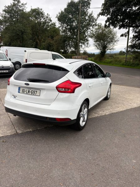2016 Ford Focus - photo 3