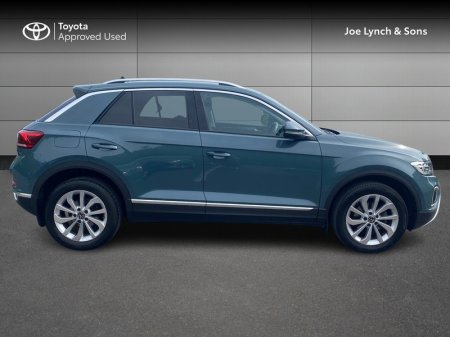 2023 Volkswagen T-Roc - photo 3
