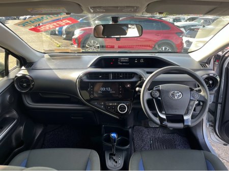 2020 Toyota Aqua - photo 13