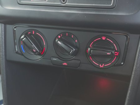 2015 Volkswagen Polo - photo 25