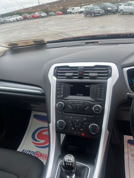 2019 Ford Mondeo - photo 19