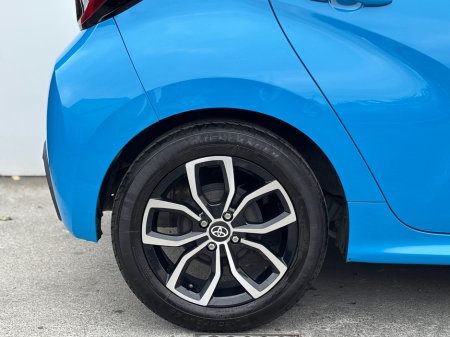 2020 Toyota Yaris - photo 16