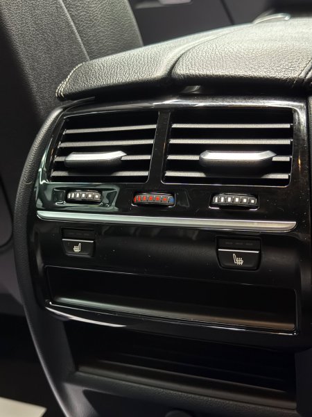 2018 BMW 5-Series - photo 23