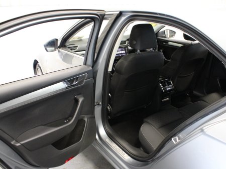 2021 Skoda Superb - photo 31