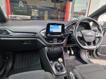 2018 Ford Fiesta - photo 27