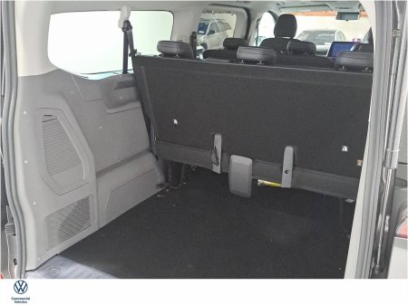 2026 Volkswagen Caravelle - photo 9