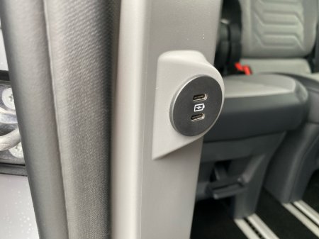2026 Ford Tourneo Custom - photo 25