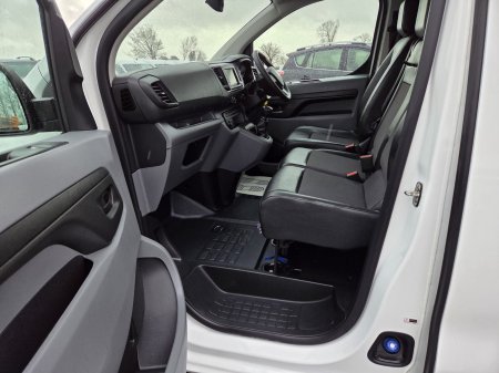 2021 Vauxhall Vivaro - photo 13