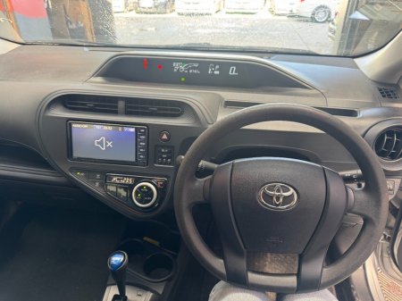 2021 Toyota Aqua - photo 9