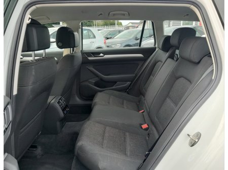 2016 Volkswagen Passat - photo 14