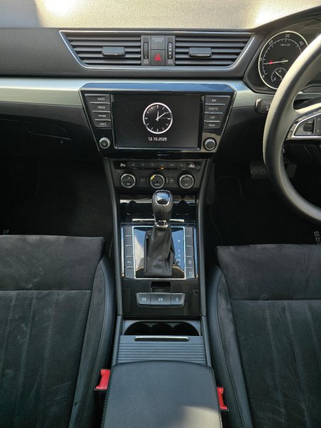 2016 Skoda Superb - photo 14
