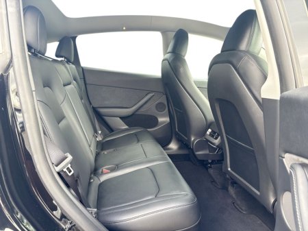 2024 Tesla Model Y - photo 17
