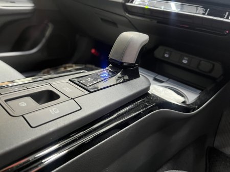 2025 Toyota Prius - photo 12