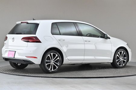 2019 Volkswagen Golf - photo 10