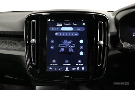 2023 Volvo XC40 - photo 35