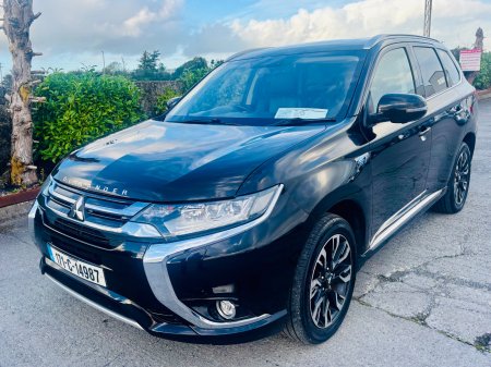2017 Mitsubishi Outlander - photo 2