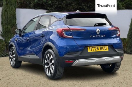2024 Renault Captur - photo 2