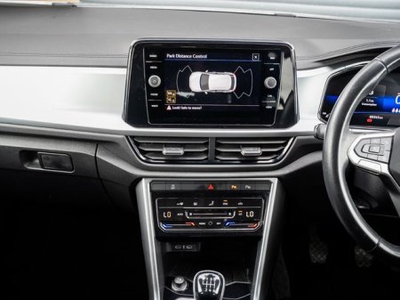 2023 Volkswagen T-Roc - photo 9