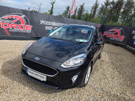 2018 Ford Fiesta - photo 2