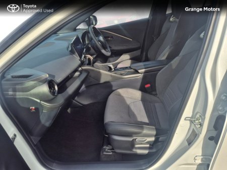 2024 Toyota C-HR - photo 7