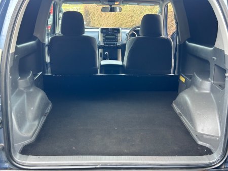 2011 Toyota Land Cruiser - photo 22