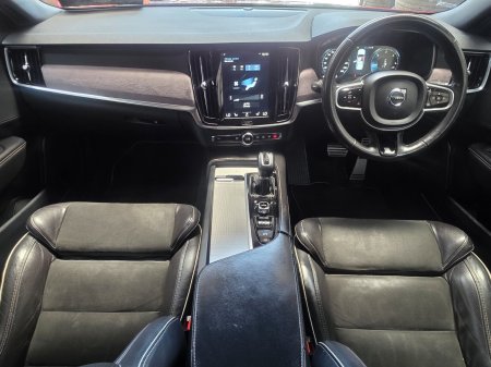 2017 Volvo S90 - photo 5