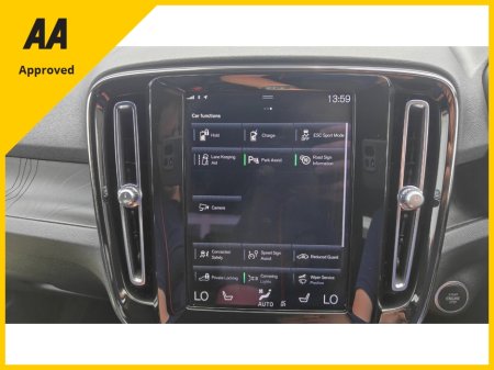 2023 Volvo XC40 - photo 35