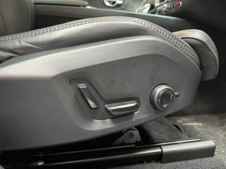 2023 Volvo XC60 - photo 12