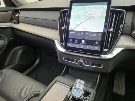 2025 Volvo XC90 - photo 12