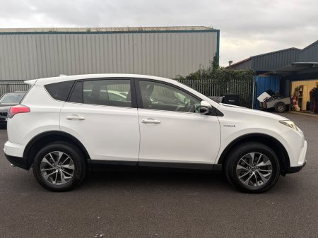 2016 Toyota RAV4 - photo 12