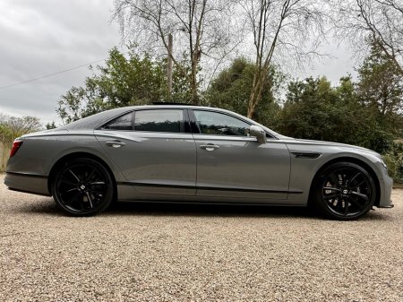 2024 Bentley Flying Spur - photo 3