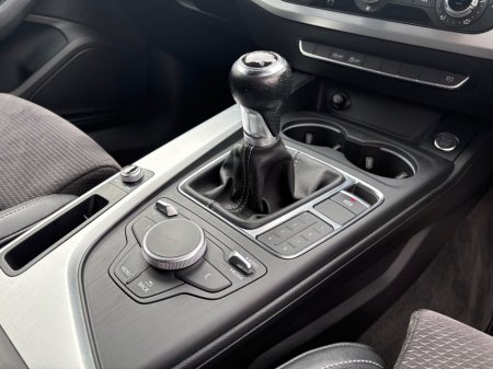 2017 Audi A4 - photo 26
