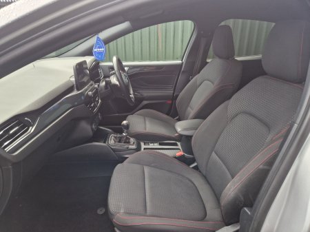 2019 Ford Focus - photo 13
