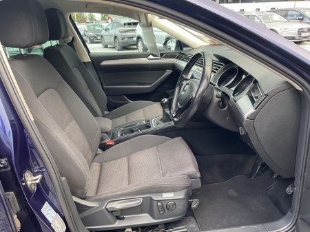 2018 Volkswagen Passat - photo 7