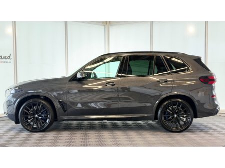 2026 BMW X5 - photo 2