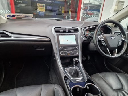 2017 Ford Mondeo - photo 28