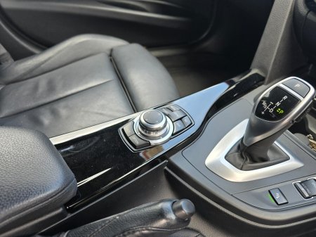 2016 BMW 3-Series - photo 14