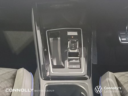 2026 Volkswagen Golf - photo 10