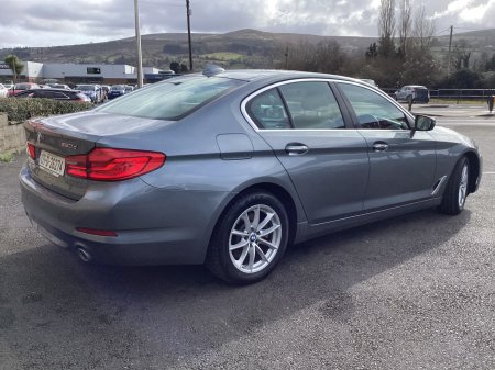 2017 BMW 5-Series - photo 4