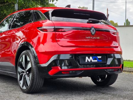 2024 Renault Megane E-Tech - photo 17