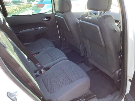 2014 Peugeot 5008 - photo 10