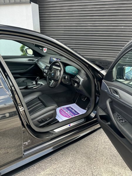 2019 BMW 5-Series - photo 16
